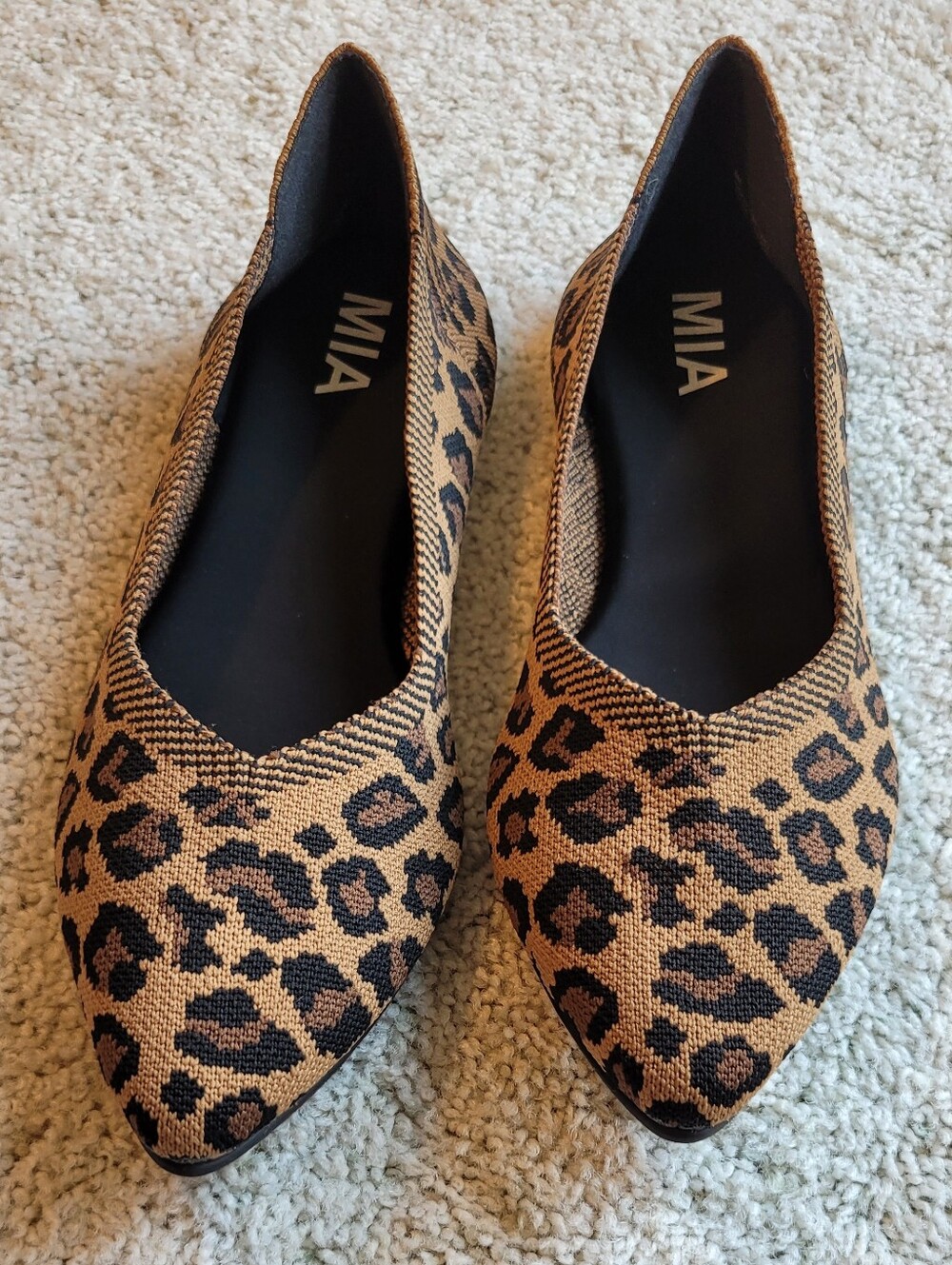 Pointed Toe Flats In Leopord print.      Coordinated Fabrics & Cushioning Galore - Picture 2 of 5